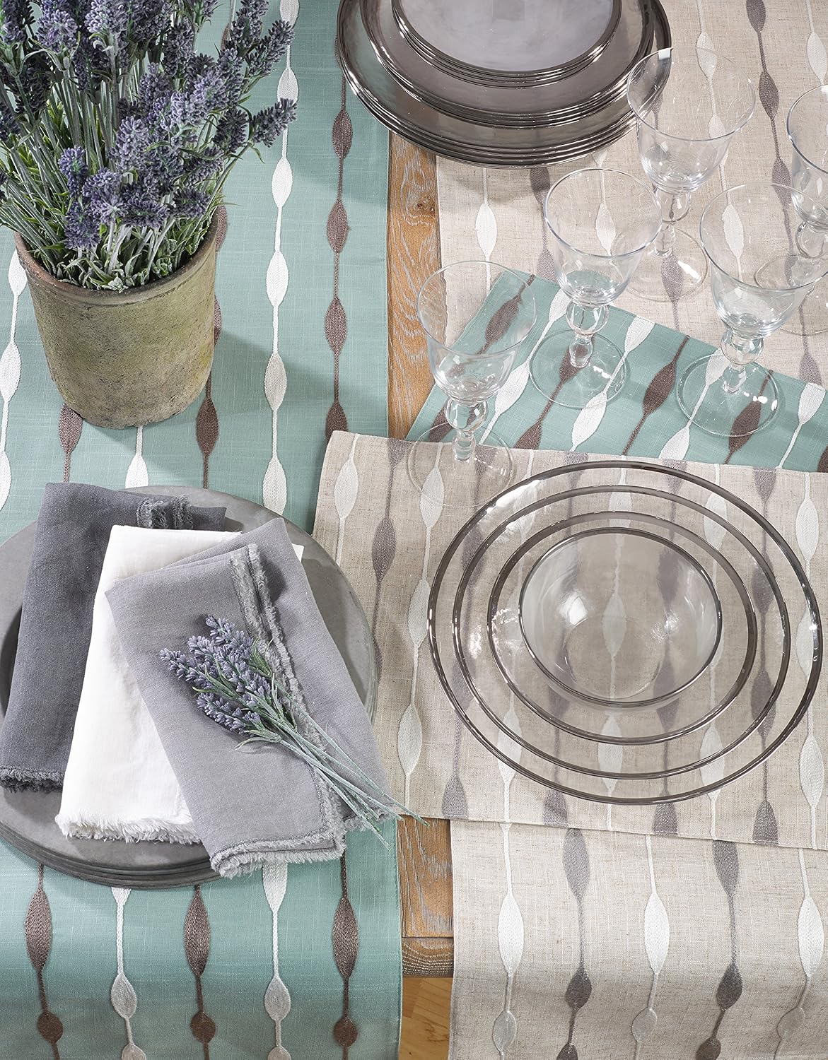 Saro Lifestyle Modern Embroidered Design Table Runner, Natural, 16" x 90"